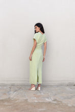 Cargar imagen en el visor de la galería, Vestido verde manzana
