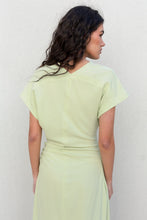Cargar imagen en el visor de la galería, Vestido verde manzana
