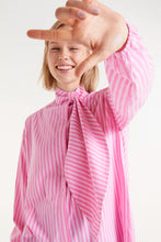 Cargar imagen en el visor de la galería, Camisa Lollipop
