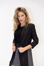Cargar imagen en el visor de la galería, Falda Victoria - maticescollection
